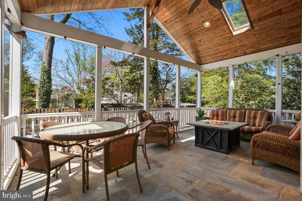 Exterior, Sun Room, Wooden Ceilings