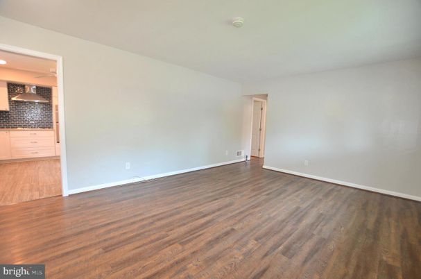 Empty room, Interior, Kitchen, Recessed Lighting, Wood Texture Flooring