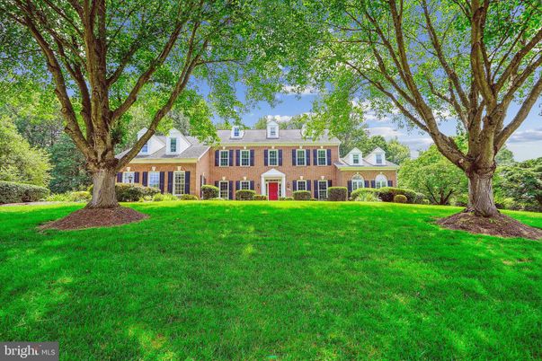 Backyard, Exterior, Facade, Brick Facade, Georgian