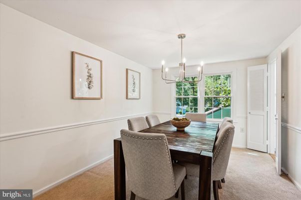 Chandelier, Dining room, Interior