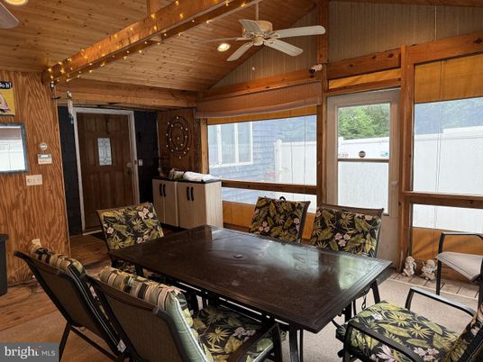 Dining room, Interior, Recessed Lighting, Wooden Beams, Wooden Ceilings, Wood Texture Flooring, Wooden Walls