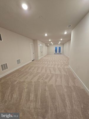 Empty room, Interior, Recessed Lighting