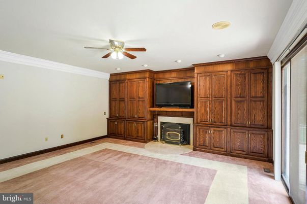 Empty room, Fireplace, Interior, Recessed Lighting