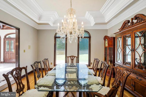 Chandelier, Dining room, Interior