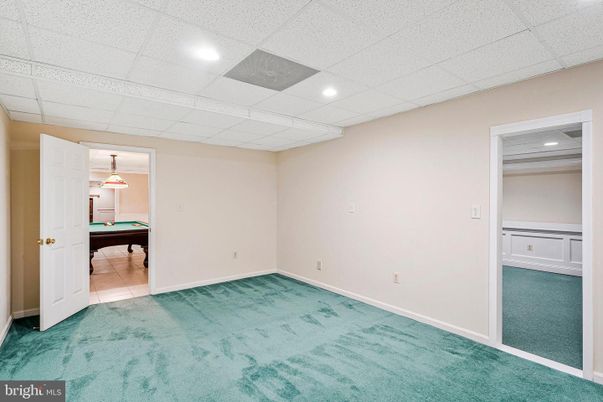 Billiard Table, Empty room, Game Room, Interior, Pendant Lights, Recessed Lighting