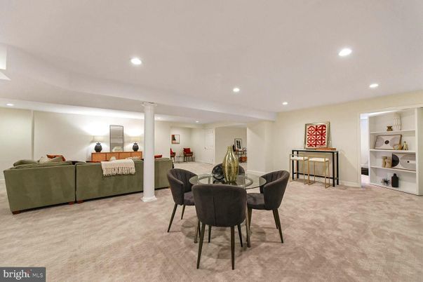 Dining room, Interior, Living room, Recessed Lighting