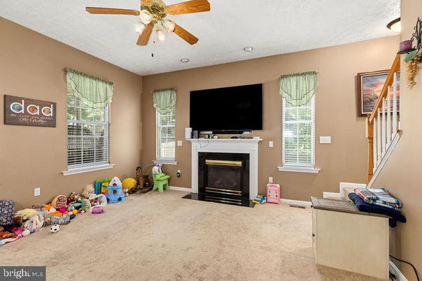 Fireplace, Interior, Recessed Lighting