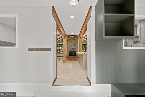 Fireplace, Interior, Recessed Lighting