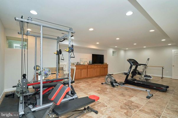 Fitness Equipment, Interior, Recessed Lighting