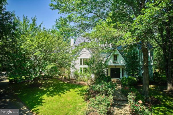 Backyard, Exterior, Facade, Tudor Revival