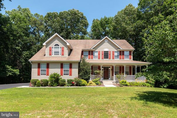 Exterior, Facade, Farmhouse