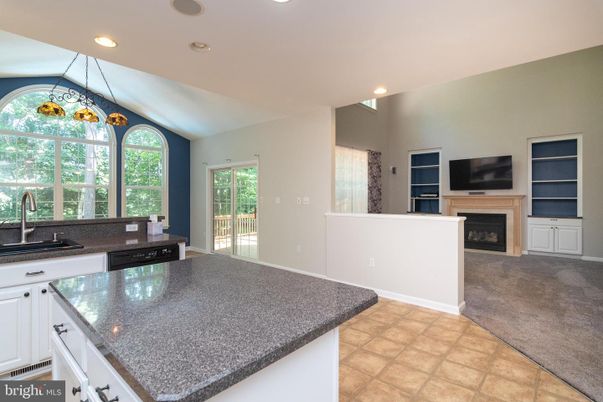 Fireplace, Interior, Kitchen, Pendant Lights, Recessed Lighting