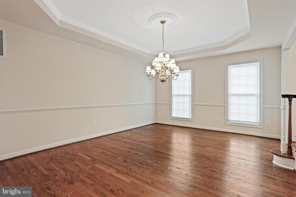Chandelier, Empty room, Interior, Wood Texture Flooring