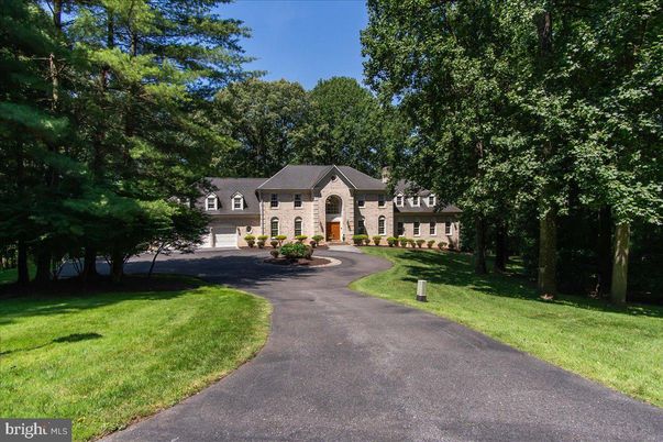 Backyard, Exterior, Facade, French Provincial