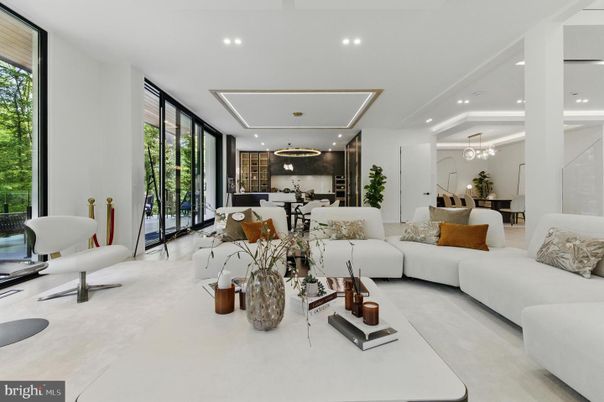 Dining room, Interior, Living room, Pendant Lights, Recessed Lighting