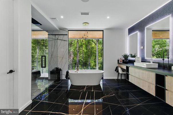 Bathroom, Free Standing Baths, Interior, Marble, Marble Walls, Recessed Lighting