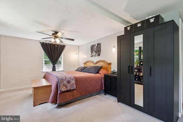 Bedroom, Interior, Pendant Lights