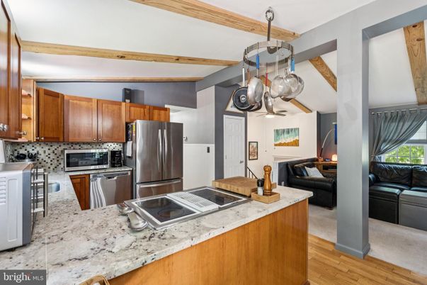 Interior, Kitchen, Living room, Pendant Lights, Stainless Steel Appliances, Wood Texture Flooring