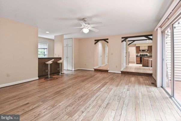 Empty room, Interior, Kitchen, Recessed Lighting, Wood Texture Flooring
