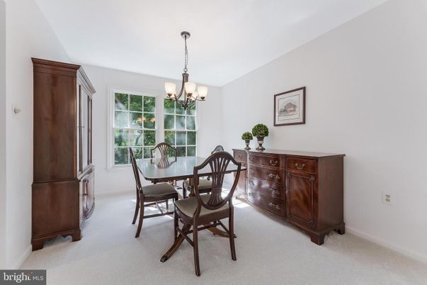 Chandelier, Dining room, Interior