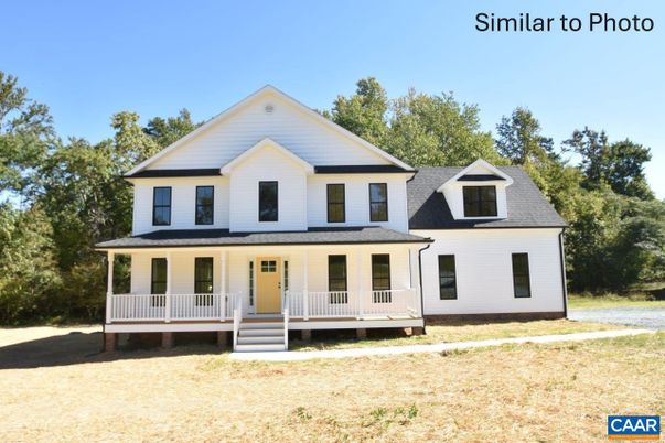 Exterior, Facade, Farmhouse