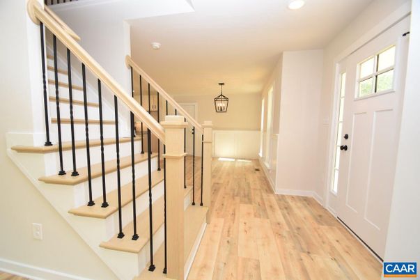Interior, Pendant Lights, Recessed Lighting, Wood Texture Flooring