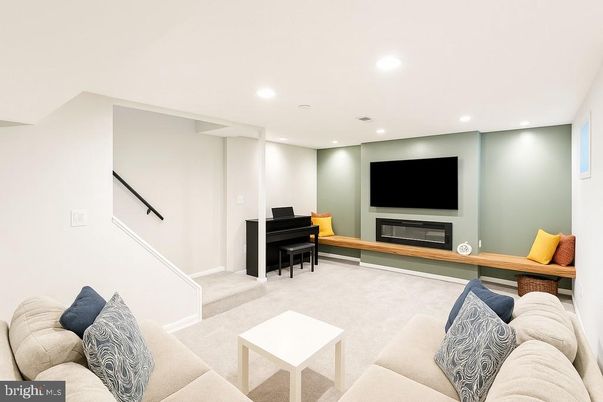 Interior, Living room, Piano, Recessed Lighting