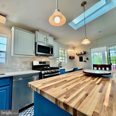 Interior, Kitchen, Pendant Lights, Stainless Steel Appliances