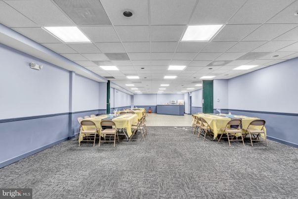 Dining room, Interior, Recessed Lighting