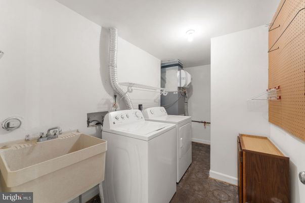 Interior, Washer