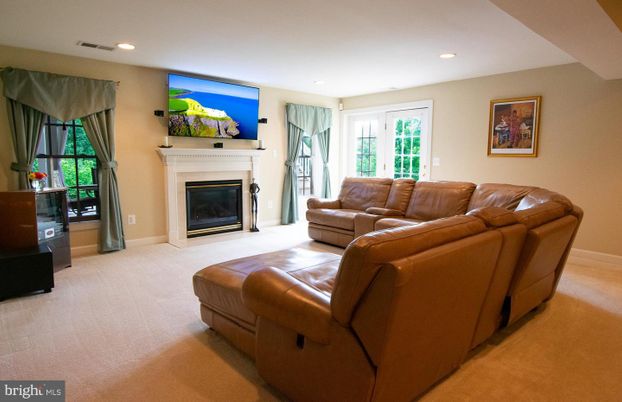 Fireplace, Interior, Living room, Recessed Lighting
