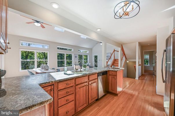 Dining room, Interior, Kitchen, Recessed Lighting, Wood Texture Flooring