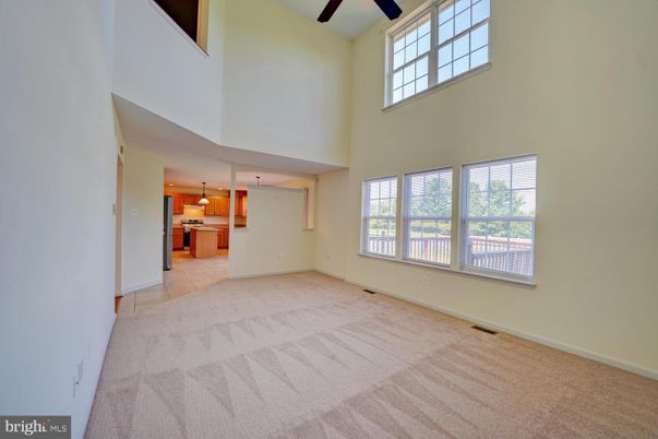 Empty room, Interior, Kitchen, Pendant Lights