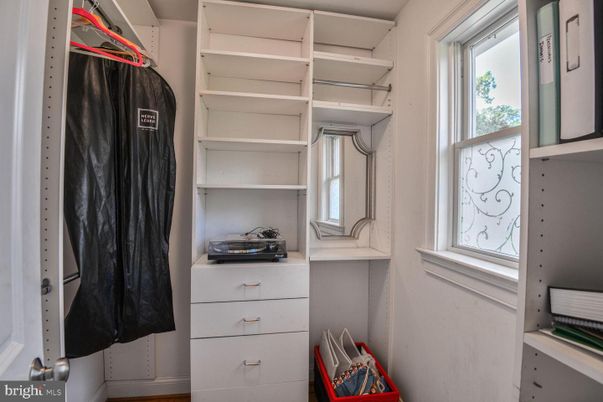 Interior, Walk-in Closets