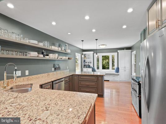 Interior, Kitchen, Pendant Lights, Recessed Lighting, Wood Texture Flooring