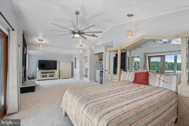 Bedroom, Interior, Pendant Lights
