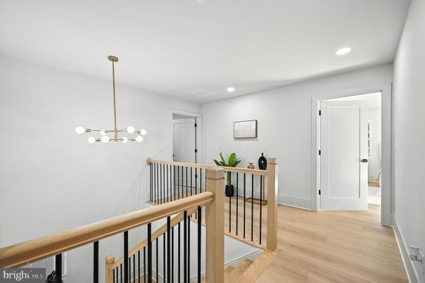Interior, Pendant Lights, Recessed Lighting, Wood Texture Flooring