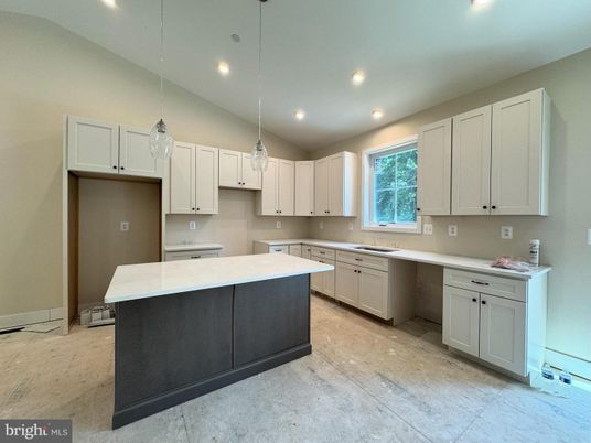Interior, Kitchen, Pendant Lights, Recessed Lighting