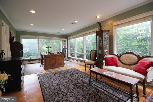 Home Office, Interior, Living room, Recessed Lighting, Wood Texture Flooring
