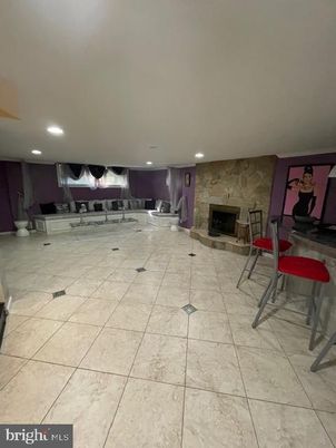 Fireplace, Interior, Recessed Lighting