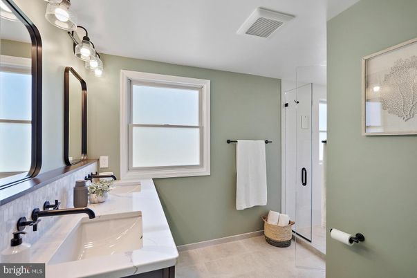 Bathroom, Dual Sink Vanities, Glass Shower, Interior
