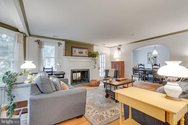 Dining room, Fireplace, Interior, Living room, Pendant Lights, Wood Texture Flooring