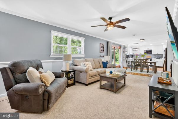 Dining room, Interior, Kitchen, Living room, Pendant Lights, Recessed Lighting