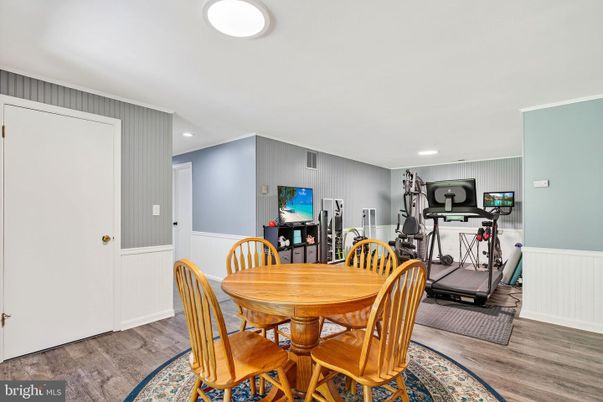 Dining room, Fitness Equipment, Interior, Recessed Lighting, Wood Texture Flooring