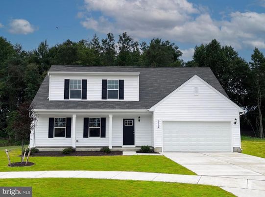 Attached, Exterior, Facade, Ranch