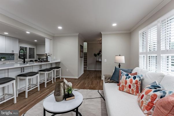 Interior, Kitchen, Living room, Recessed Lighting, Wood Texture Flooring