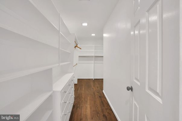 Interior, Recessed Lighting, Walk-in Closets, Wood Texture Flooring