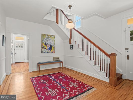 Interior, Pendant Lights, Wood Texture Flooring