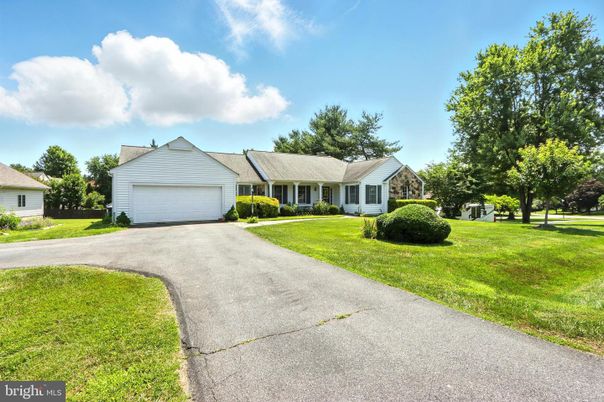 Attached, Backyard, Exterior, Facade, Ranch