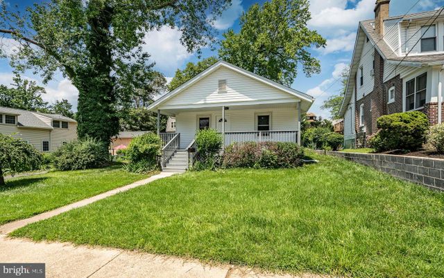Backyard, Exterior, Facade, American Craftsman